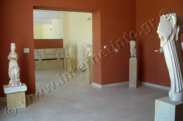 Πάρος Αρχαιολογικό Μουσείο Εκθέματα Φωτογραφίες